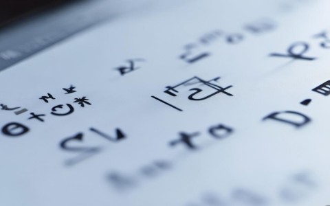 为什么苹果手机微信有字