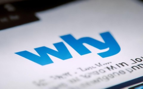 为何在Word文档中字体默认显示为蓝色？背后隐藏的设置秘密是什么？